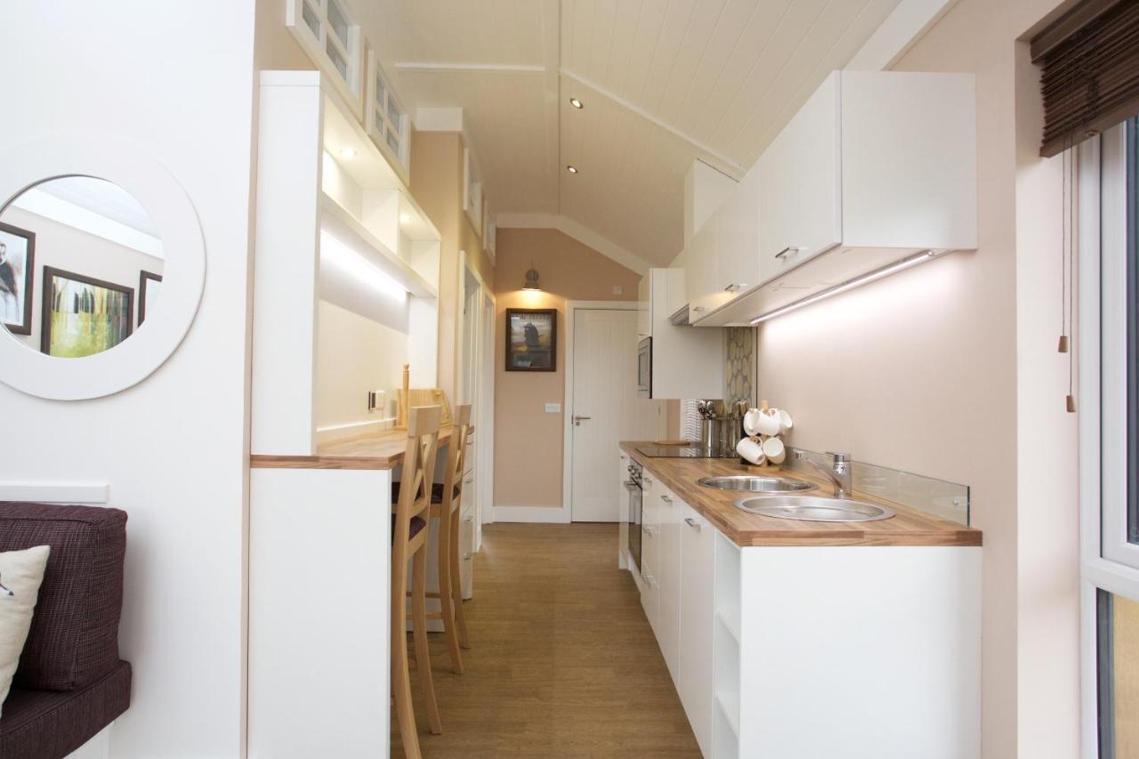 Braidhaugh Holiday Lodge And Glamping Park 크리프 외부 사진