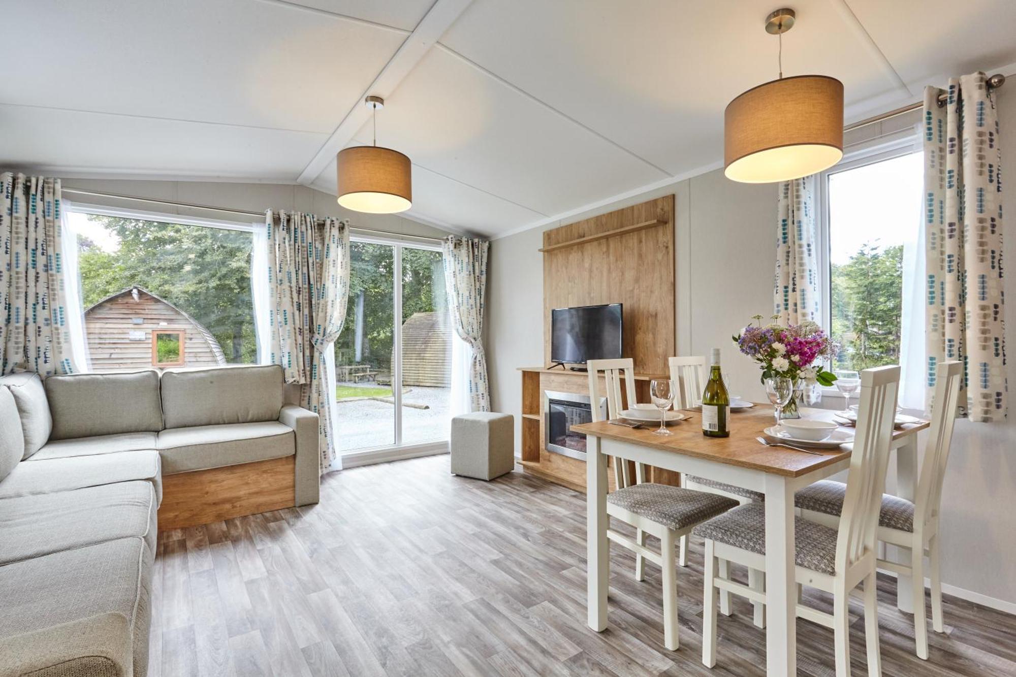 Braidhaugh Holiday Lodge And Glamping Park 크리프 외부 사진